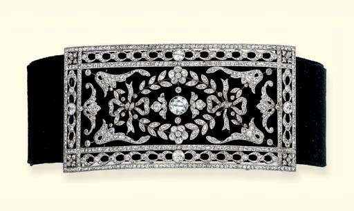 A BELLE EPOQUE DIAMOND CHOKER NECKLACE