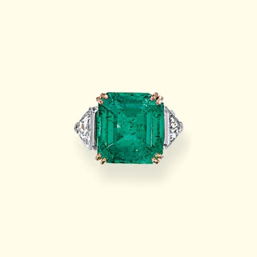 AN EMERALD SINGLE-STONE RING, BY GÜBELIN