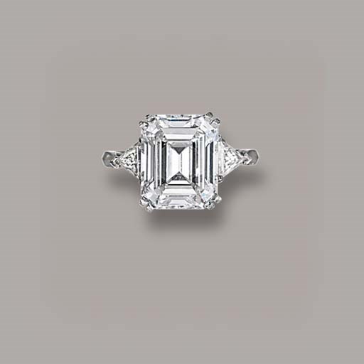 A DIAMOND SINGLE-STONE RING, BY GÜBELIN
