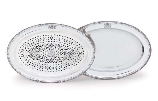 A PAIR OF GEORGE III SILVER MEAT-DISHES, ONE WITH A MAZARINE FOR ALTERNATIVE USE AS A FISH-DISH