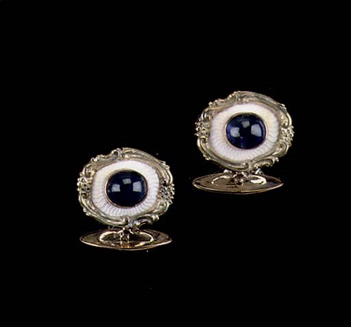 A PAIR OF RUSSIAN SAPPHIRE AND ENAMEL CUFFLINKS