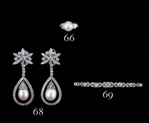 A DIAMOND BROOCH