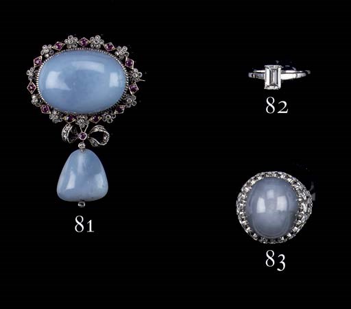 A STAR SAPPHIRE AND DIAMOND RING