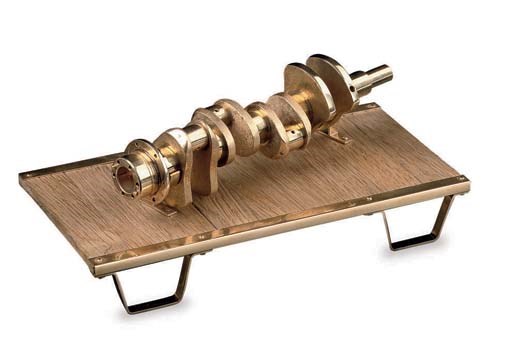A GOLD MINIATURE CRANC-SHAFT