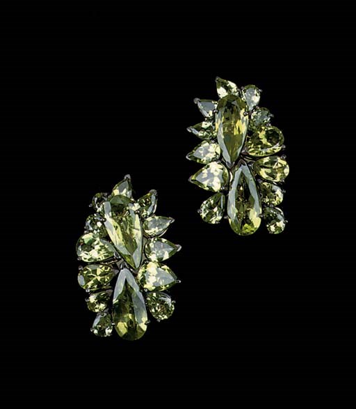 A PAIR OF PERIDOT EARCLIPS