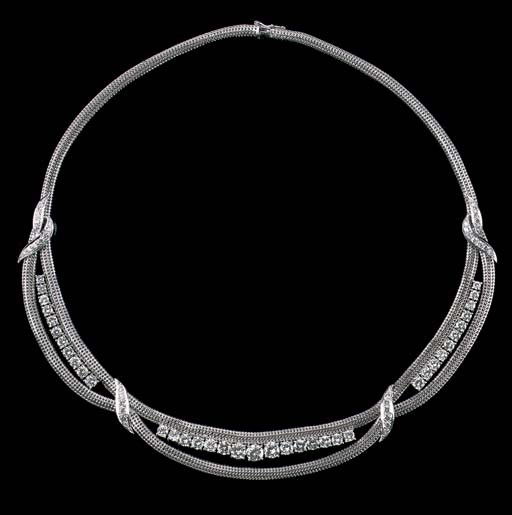A DIAMOND NECKLACE