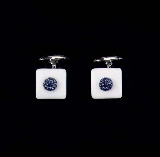A PAIR OF AGATE AND SAPPHIRE CUFF LINKS, BY MARGHERITA BURGENER