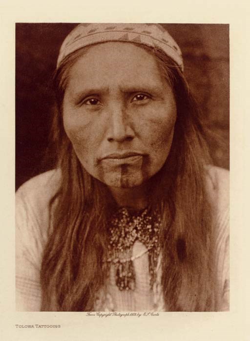 CURTIS, Edward. The North American Indian being a Series of Volumes Picturing and Describing the Indians of the United States and Alaska. Edited by Frederick Webb Hodge. Foreword by Theodore Roosevelt. Field Research conducted under the patronage of J. Pierpont Morgan. [Cambridge, Mass.], 1924.