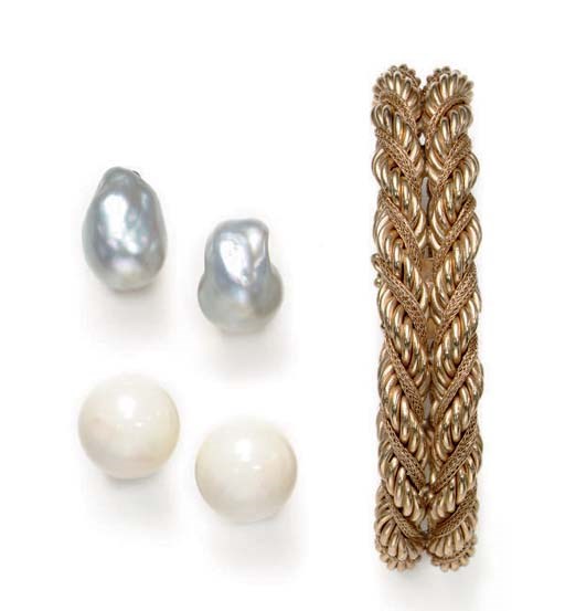 **A GROUP OF MULTI-GEM AND GOLD JEWELRY