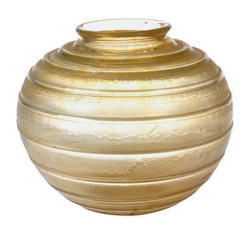 A FRENCH ACID-ETCHED GLASS VASE,