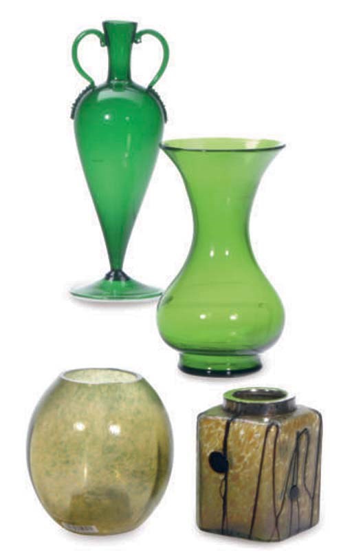 A GROUP OF SIX CONTINENTAL GLASS VASES,