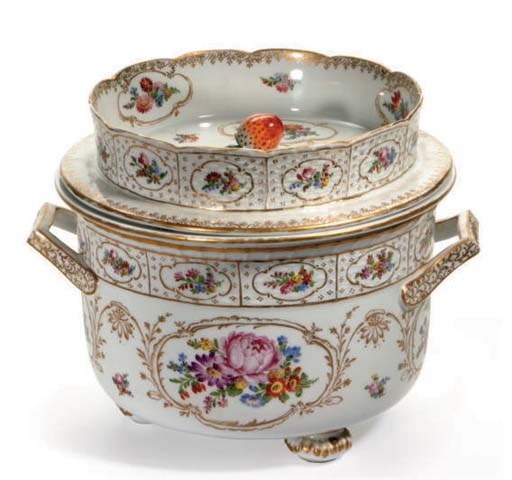 A GERMAN SÈVRES STYLE ICE PAIL, COVER AND LINER,