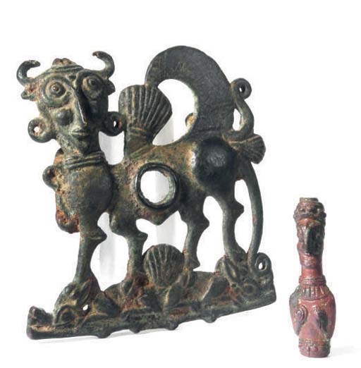 A LURISTAN BRONZE FIGURAL FINIAL FRAGMENT,