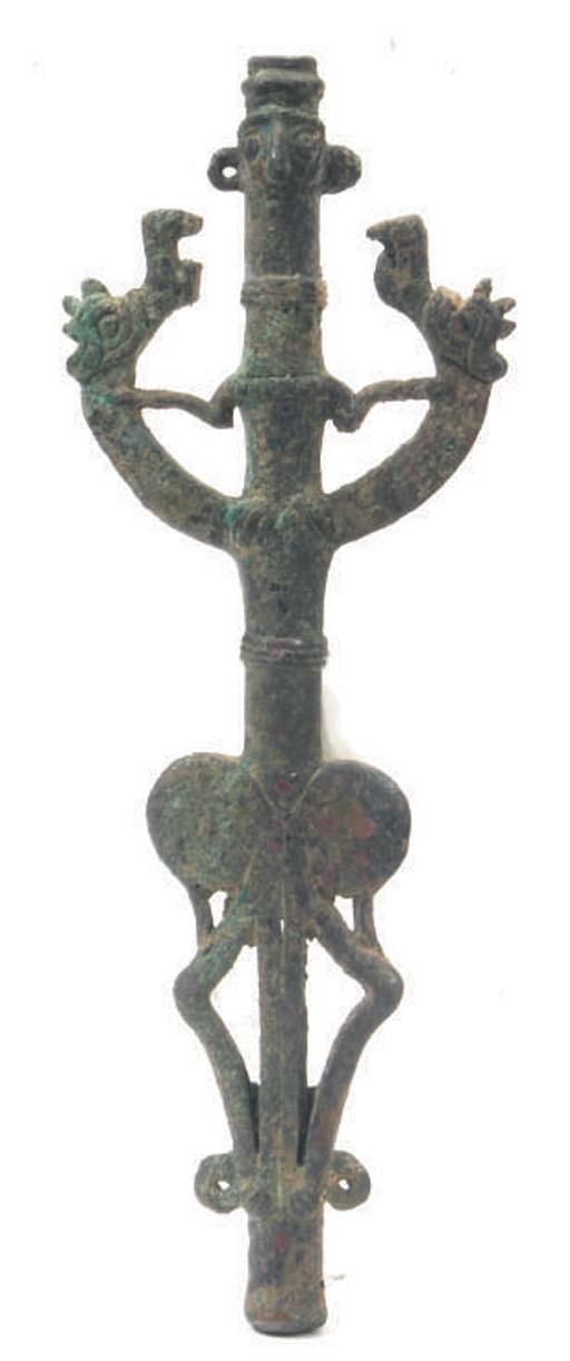 A LURISTAN BRONZE STANDARD FINIAL,