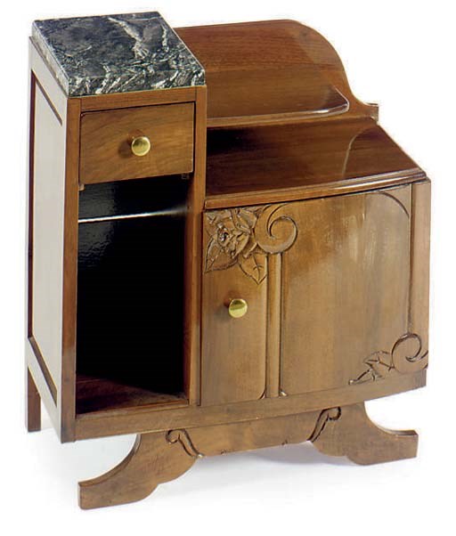 A PAIR OF ART DECO WALNUT MARBLE TOP BEDSIDE TABLES,
