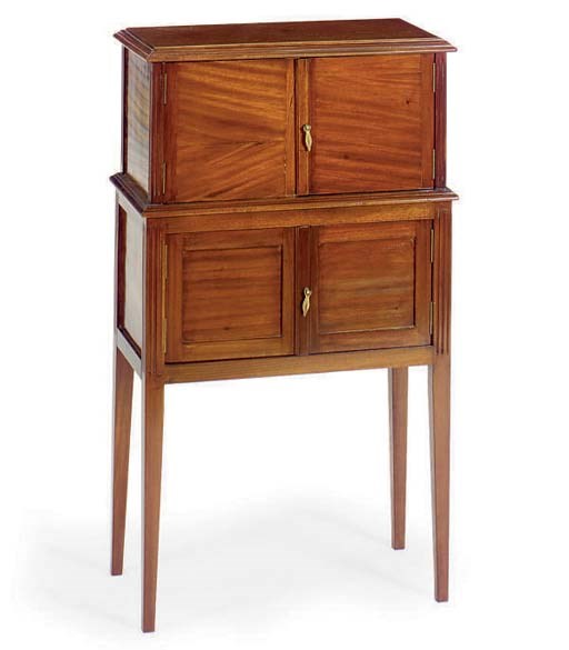 A FRENCH WALNUT LOW SIDE CABINET,