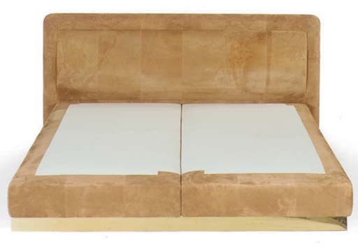 A CONTEMPORARY SUEDE UPHOLSTERED BED,