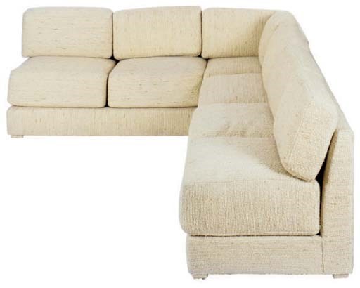 A CONTEMPORARY BEIGE UPHOLSTERED L-SHAPED SECTIONAL SOFA,
