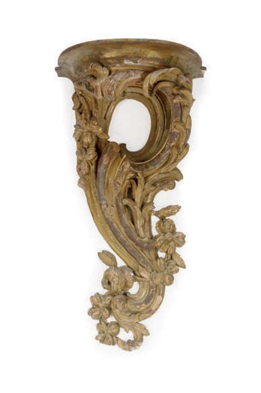 A GERMAN GILTWOOD WALL BRACKET,