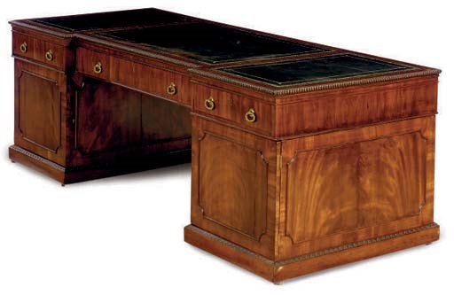 AN ENGLISH MAHOGANY PEDESTAL DESK,