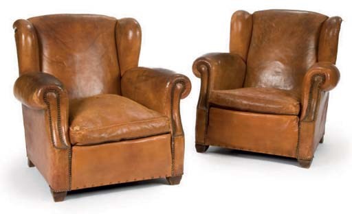 A PAIR OF BROWN DISTRESSED LEATHER CLUB CHAIRS,