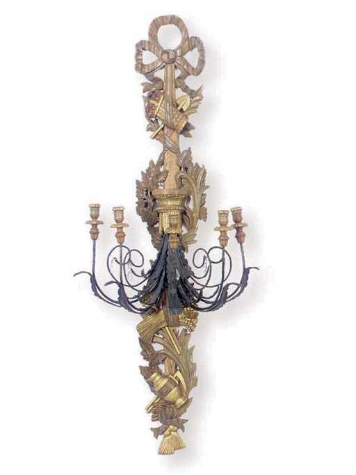 A PAIR OF PARCEL-GILT CARVED WOOD FIVE-LIGHT WALL SCONCES,