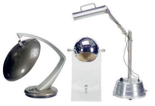 A GROUP OF THREE TABLE LAMPS,