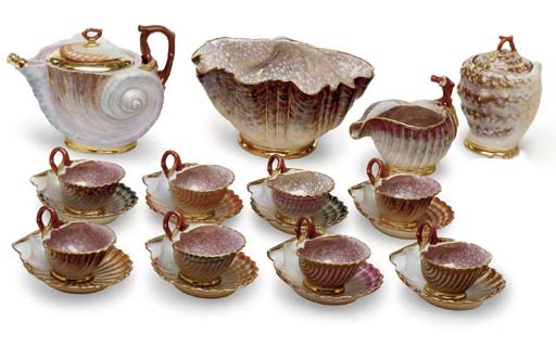 A PARIS PORCELAIN SHELL-FORM TEA SERVICE