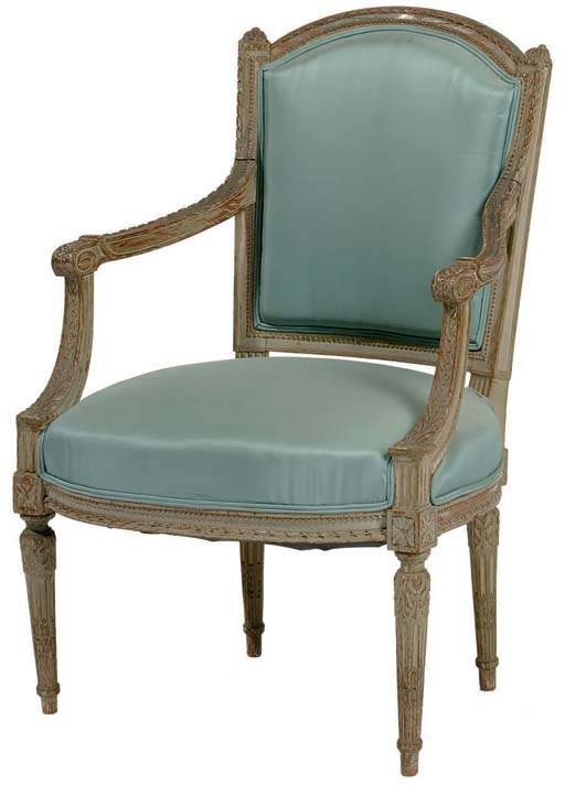 A PAIR OF FRENCH GREY-PAINTED FAUTEUILS