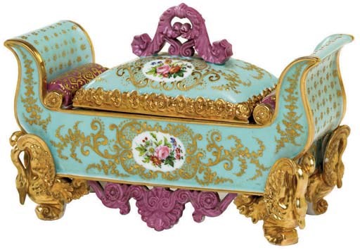 A JACOB PETIT PORCELAIN BLUE-GROUND ENCRIER AND COVER