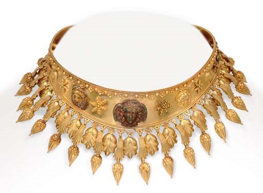 A GOLD COLLAR