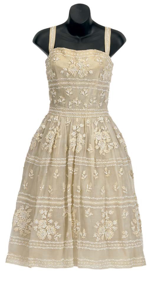 A CHRISTIAN DIOR WHITE AND IVORY SILK ORGANZA COCKTAIL DRESS