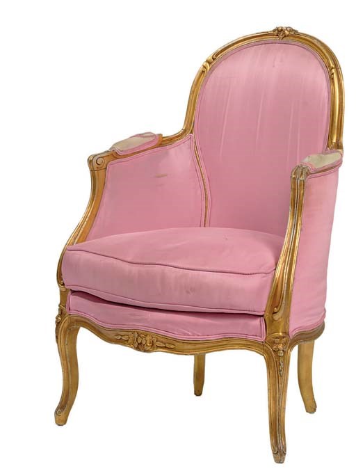 A LOUIS XV STYLE GILTWOOD BERGERE