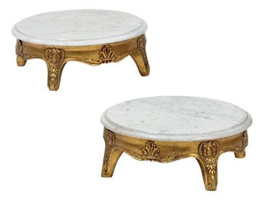 A PAIR OF LOUIS XV STYLE GILT-PAINTED LOW-TABLES