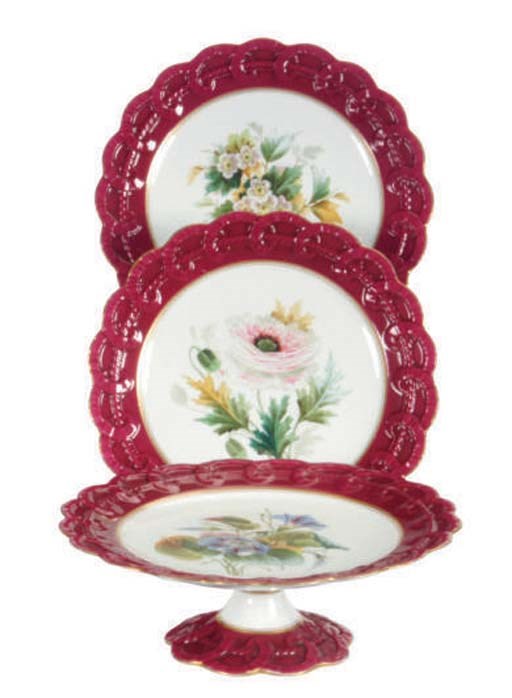 AN ENGLISH PART DESSERT SERVICE,