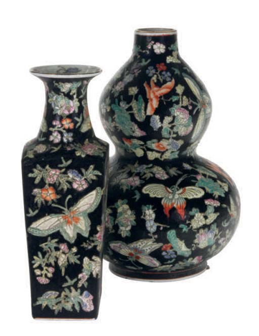 A PAIR OF CHINESE FAMILLE NOIR DOUBLE GOURD VASES AND FLAT BALUSTER VASES,