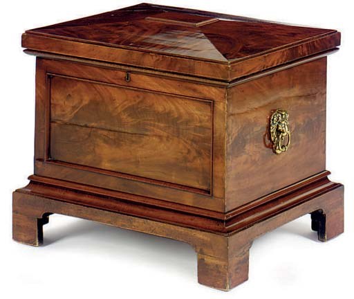 AN EARLY VICTORIAN MAHOGANY WINE COOLER,