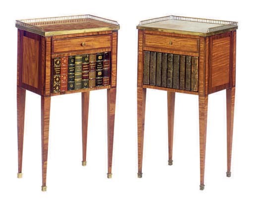 A NEAR PAIR OF FRENCH WALNUT MARBLE TOP BEDSIDE TABLES WITH FAUX BOOK FRONTS,