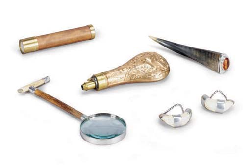 A GROUP OF SIX DESK HUNTING OBJECTS,