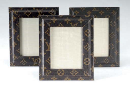 A GROUP OF THREE LOUIS VUITTON LEATHER PICTURE FRAMES,
