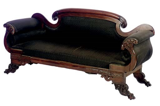 AN AMERICAN CLASSICAL CARVED MAHOGANY SOFA,