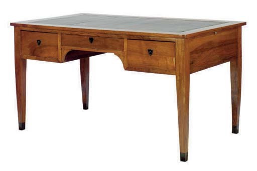 A FRENCH MAHOGANY BUREAU PLAT,