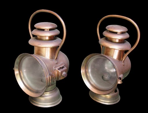 A pair of c. 1910 Dietz Sidelights in brass.