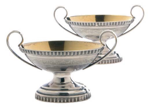 A PAIR OF AMERICAN SILVER SALT CELLARS,