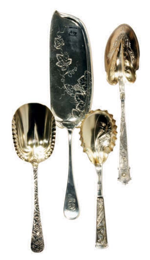 FOUR AMERICAN SILVER SERVING PIECES,