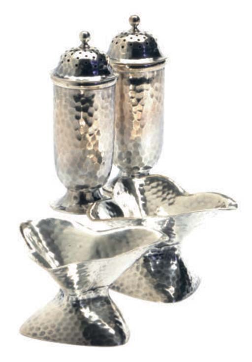A PAIR OF AMERICAN SILVER SALT CELLARS AND A PAIR OF CASTERS,