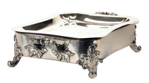 FOUR ENGLISH SHEFFIELD PLATE WARMING TRAYS AND COVERS,