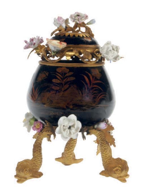 A CONTINENTAL GILT-METAL AND PORCELAIN MOUNTED BROWN AND GOLD LACQUER CENSER AND COVER,