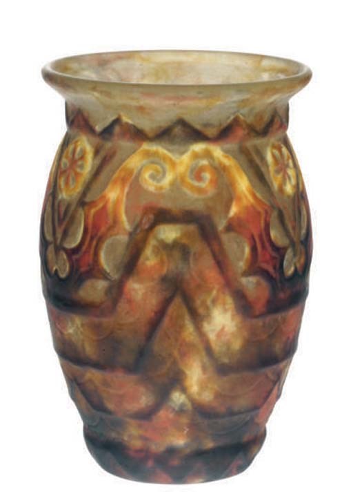 A FRENCH PATE-DE-VERRE GLASS VASE,