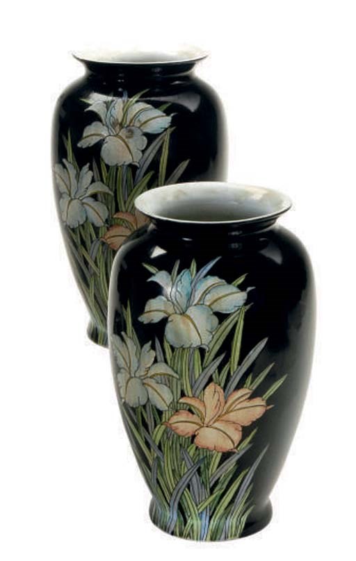 A PAIR OF CHINESE FAMILLE NOIR VASES,